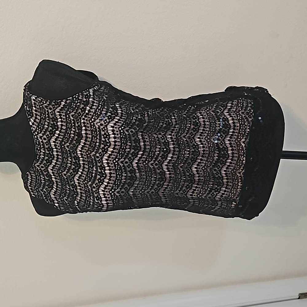 Bundle - 2 Black Lace Pattern Tops - image 7